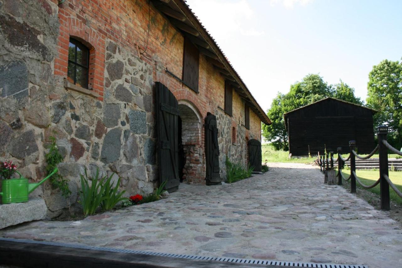 Folwark Mazurskie Legendy - Azyl Dla Doroslych Kruklanki Exterior foto